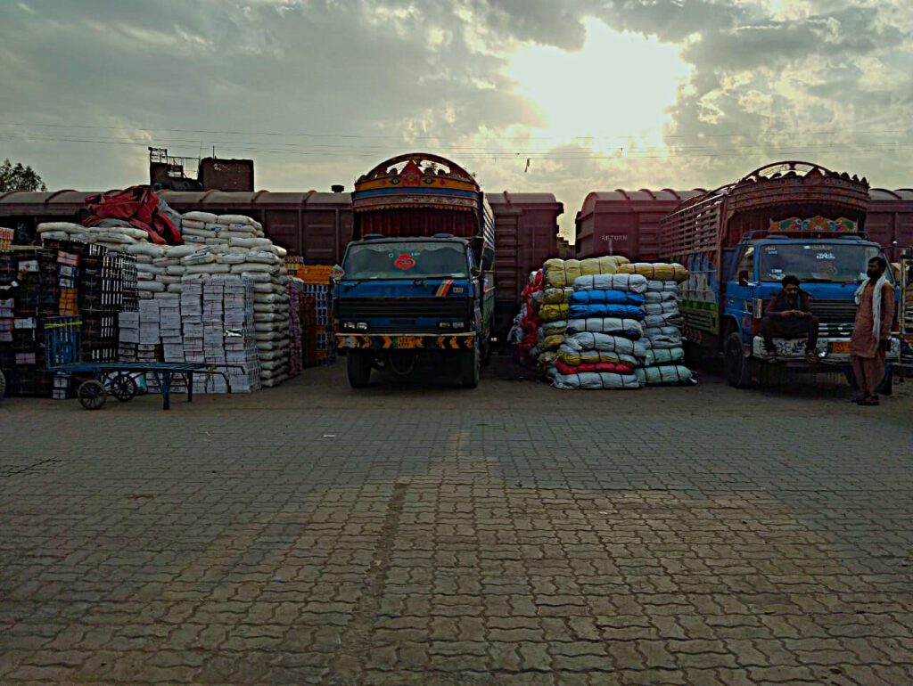 New Cargo Service Karachi